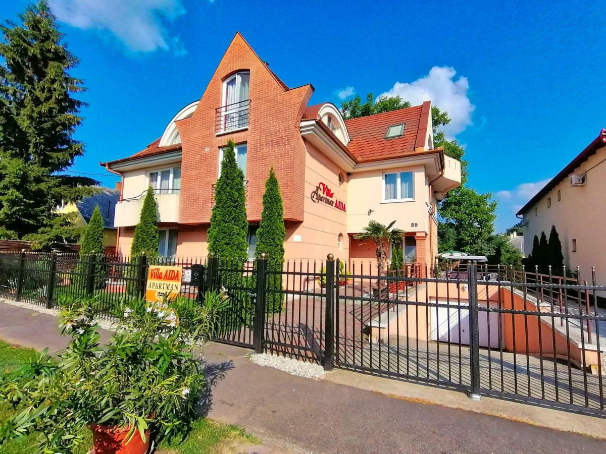 Villa Aida Apartman Хайдусобосло Экстерьер фото